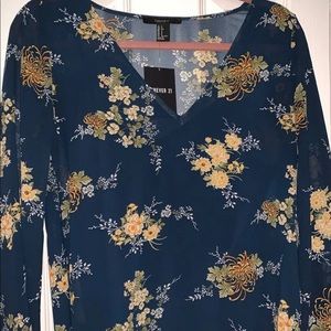Floral long sleeve blouse